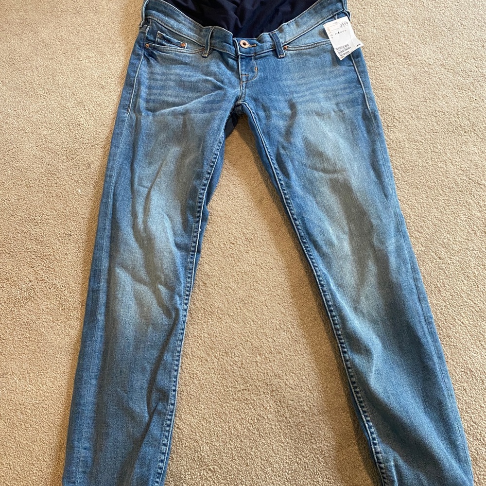 Never worn NWT H&M maternity jeans mama skinny ankle high rib, size US8 EUR38